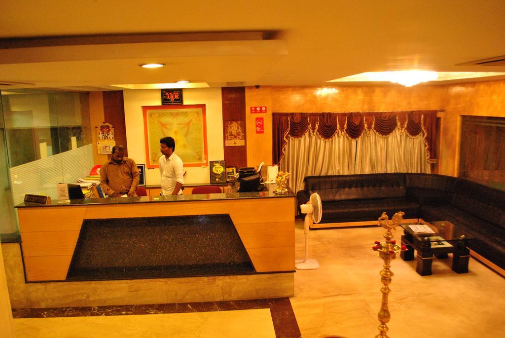 Hotel Sona'S Tiruchirappalli Exterior photo
