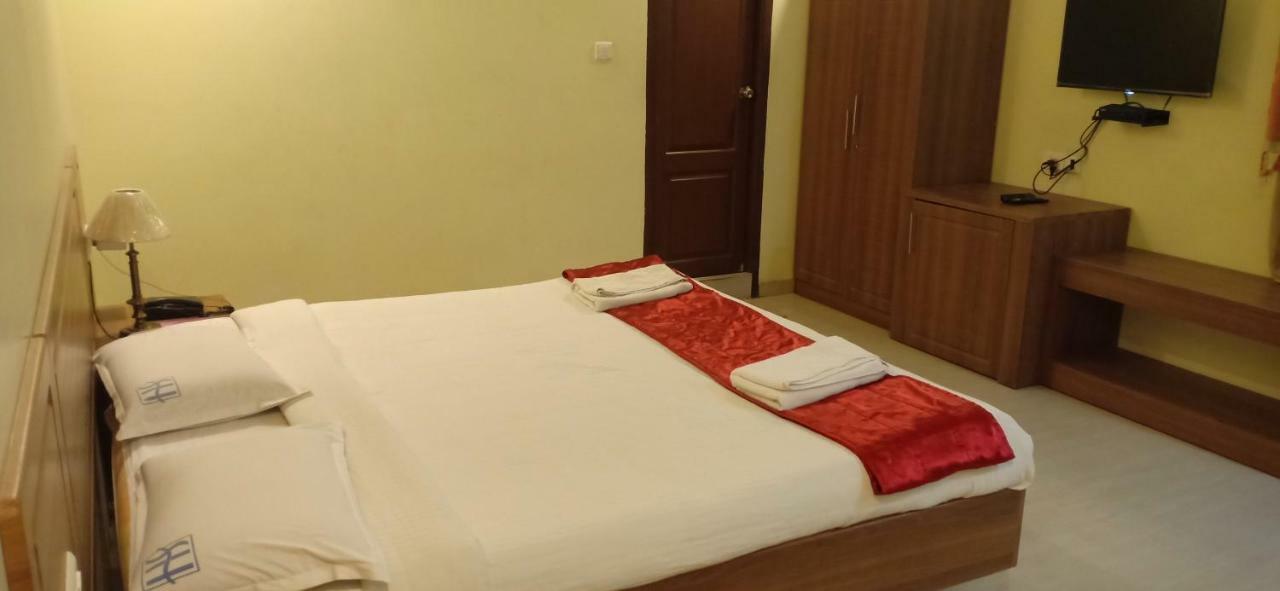 Hotel Sona'S Tiruchirappalli Exterior photo